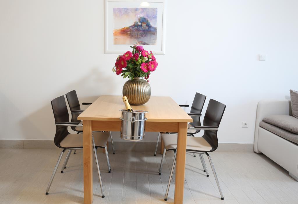 Apartments Kamelija สปลิท ห้อง รูปภาพ