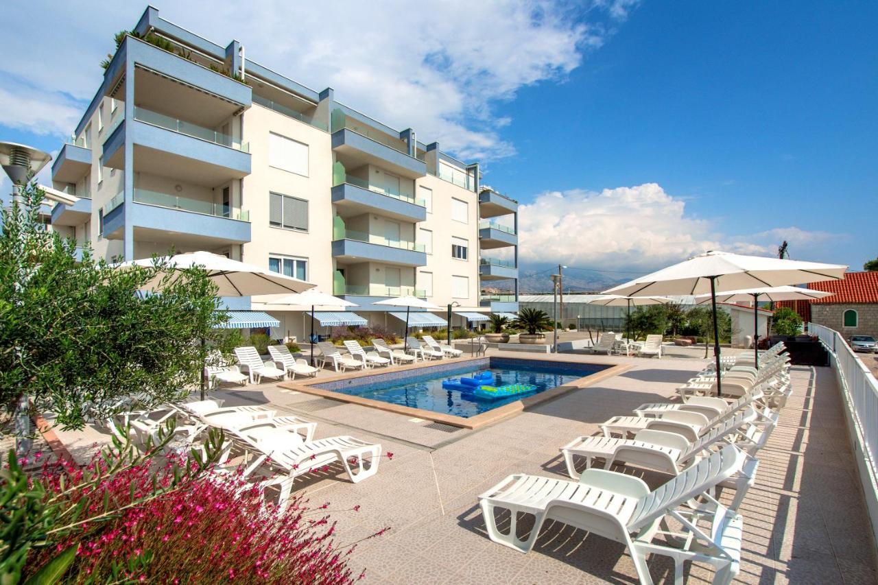 Apartments Kamelija สปลิท ภายนอก รูปภาพ